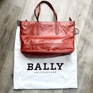 BALLY EUC Garnet Red Leather Medium Tote Bag Purse Handbag Gold Toned Hardware